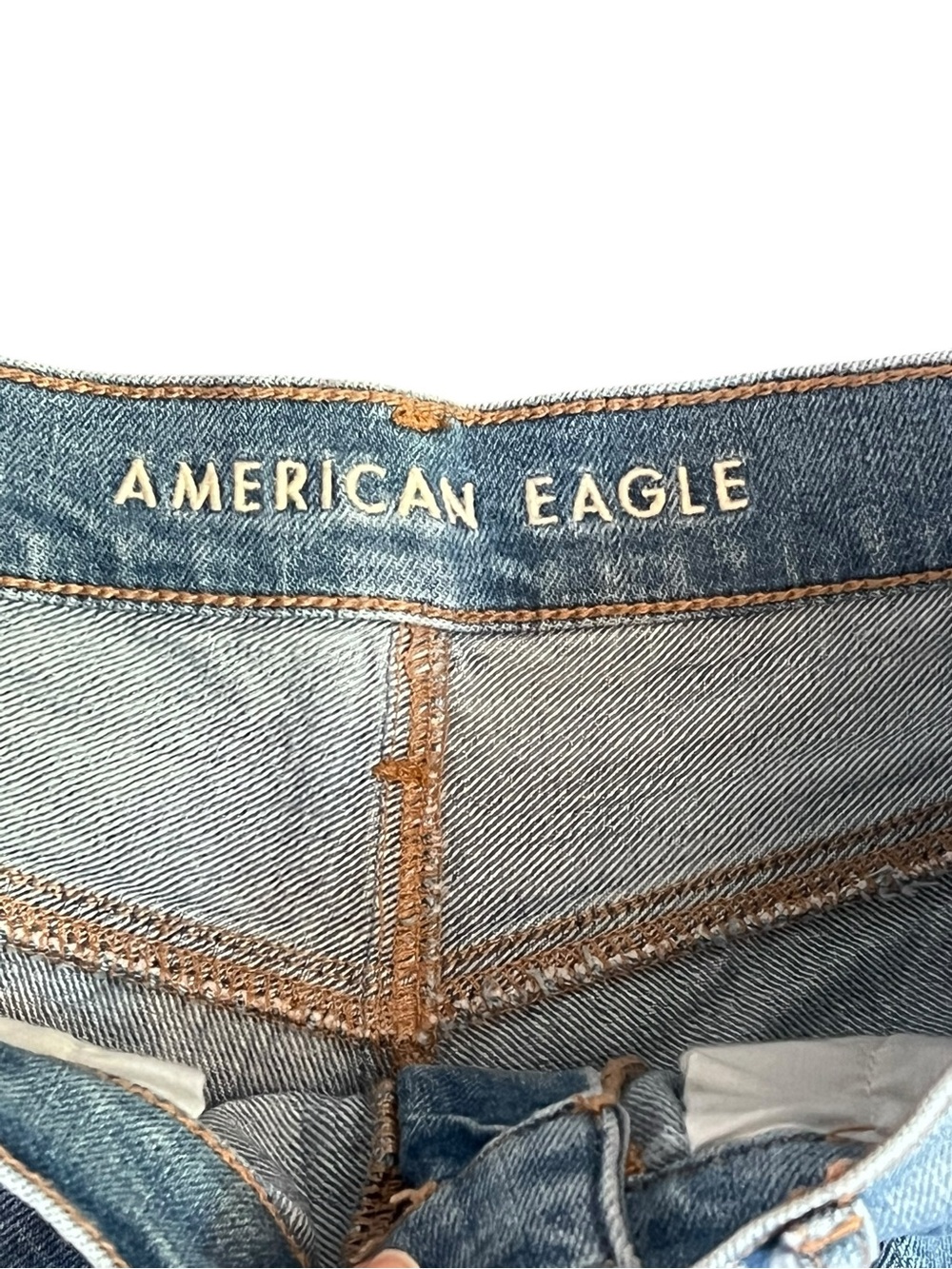 American Eagle Highest Rise 90’s Boyfriend distressed Jeans Shorts - Picture 15 of 16